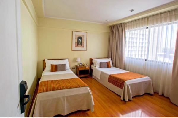 Hotel Dacarlo Santiago Buitenkant foto