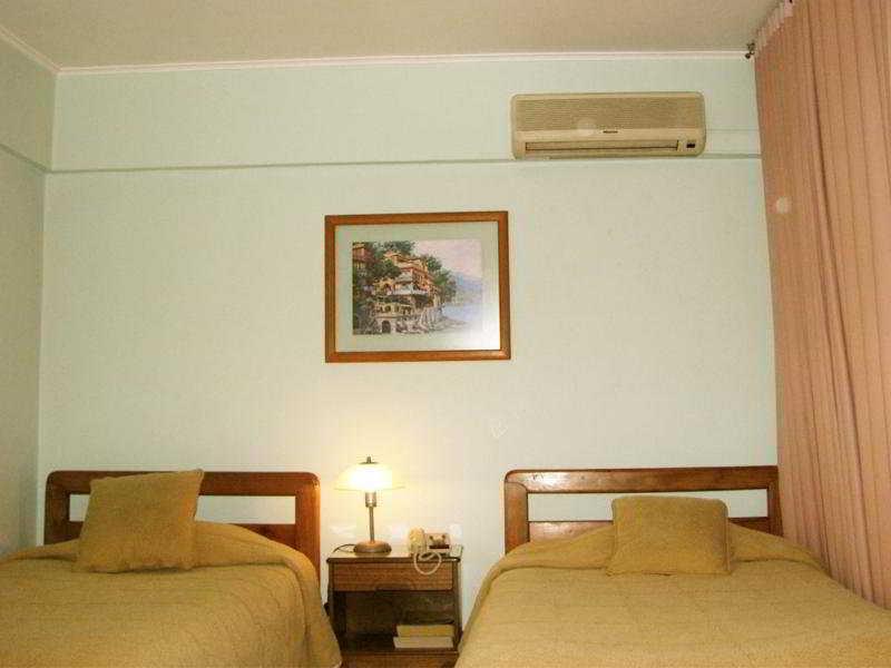 Hotel Dacarlo Santiago Buitenkant foto