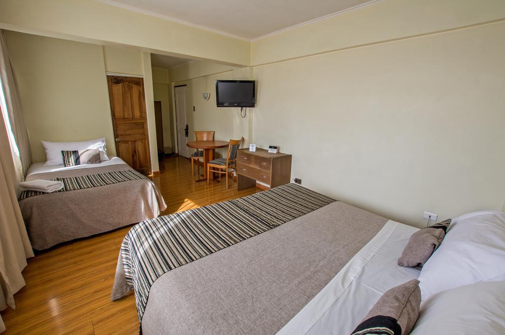 Hotel Dacarlo Santiago Buitenkant foto