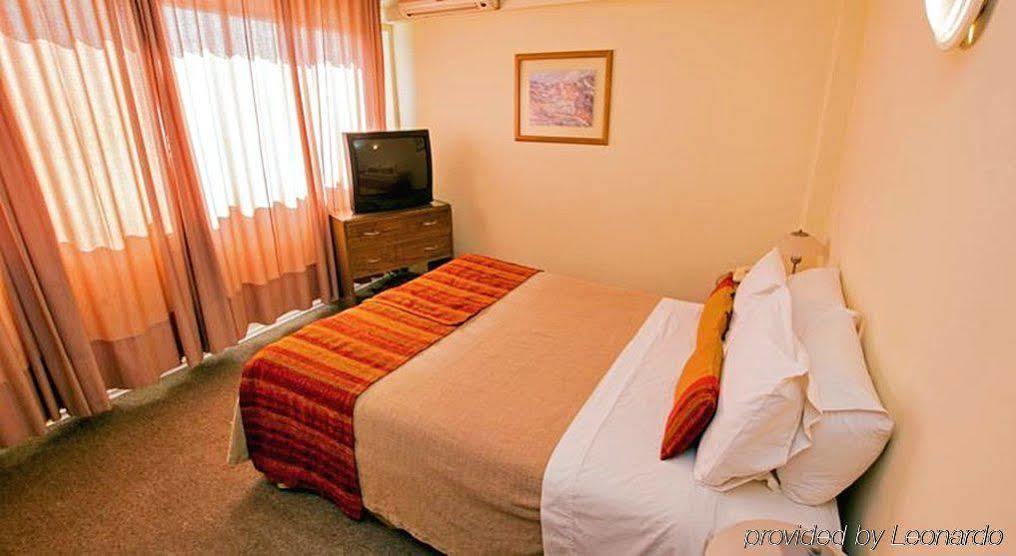 Hotel Dacarlo Santiago Buitenkant foto
