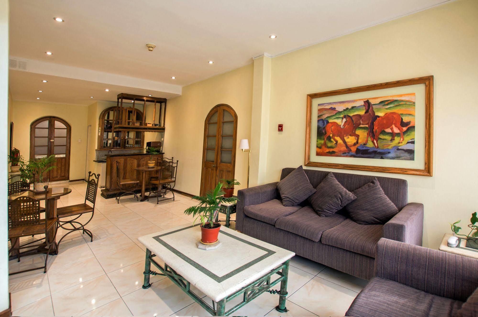 Hotel Dacarlo Santiago Buitenkant foto